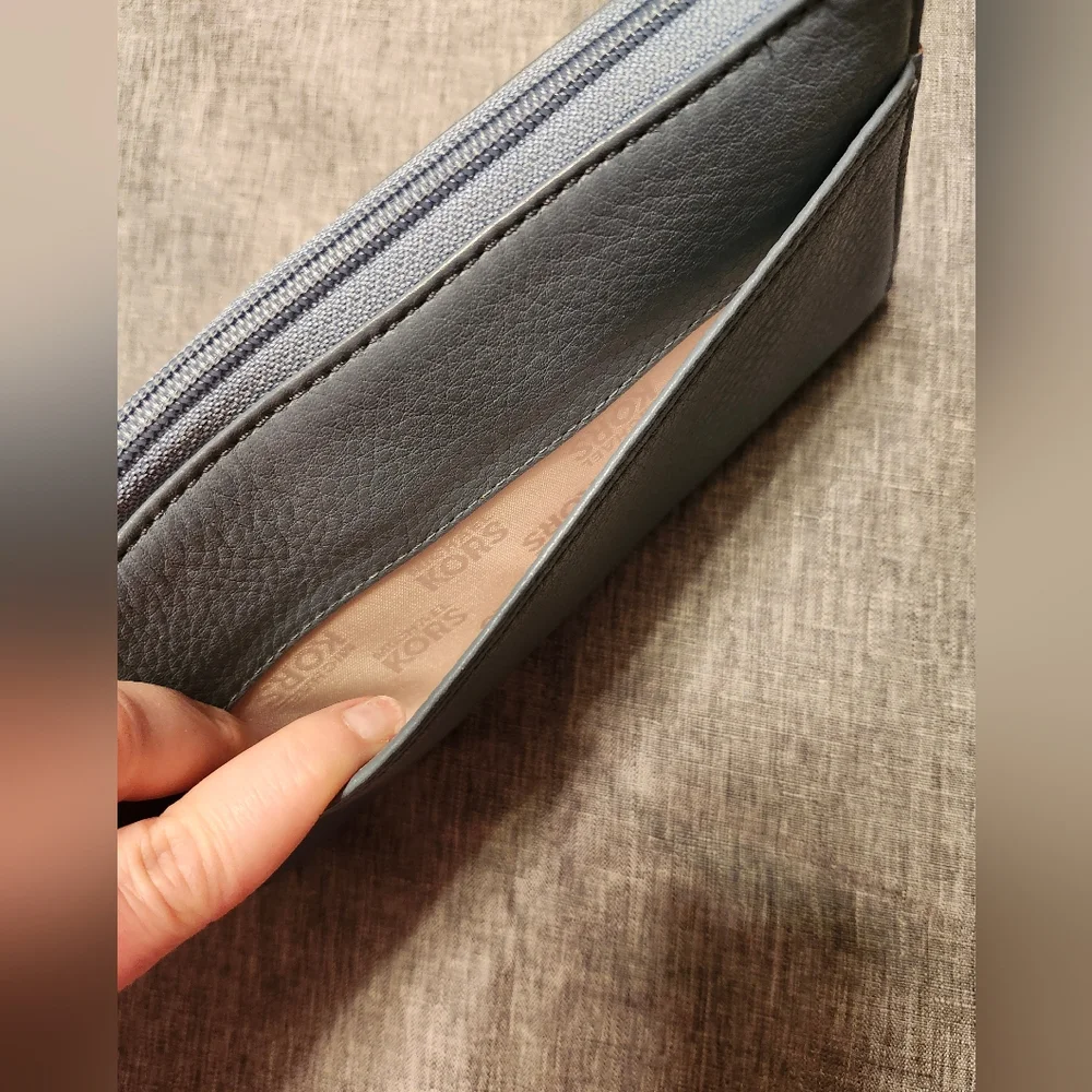 Michael Kors Large Continental Zip Wallet- Sky Blue W/Silver Accents - Picture 7 of 10